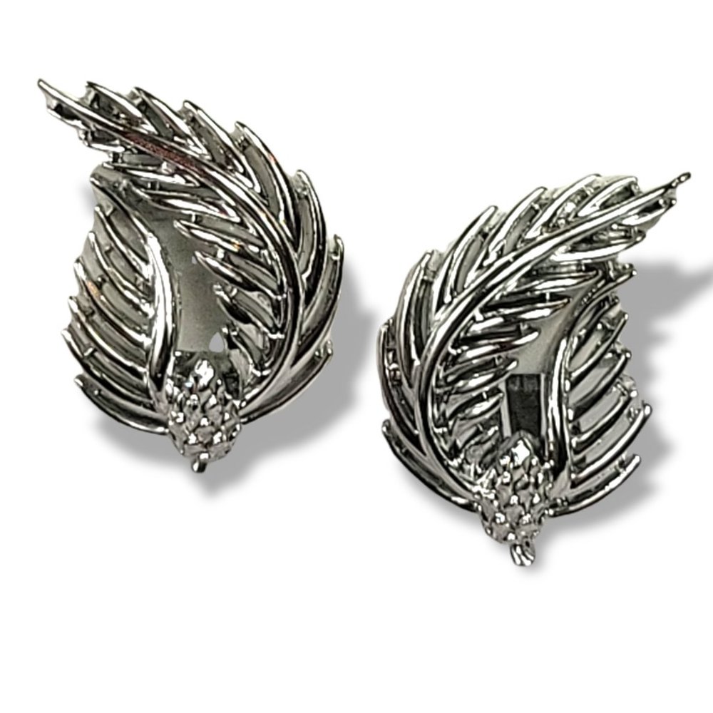Vintage Lisner Silver Tone Feather Earrings Mid-century 1960’s
